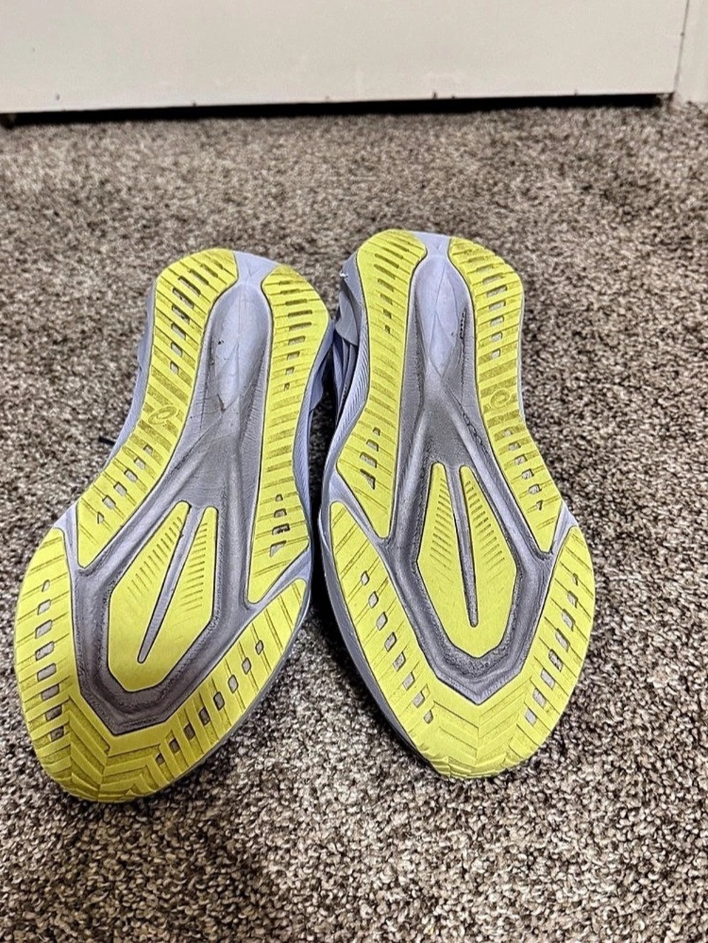 ASICS Novablast 5 - Picture 4 of 6